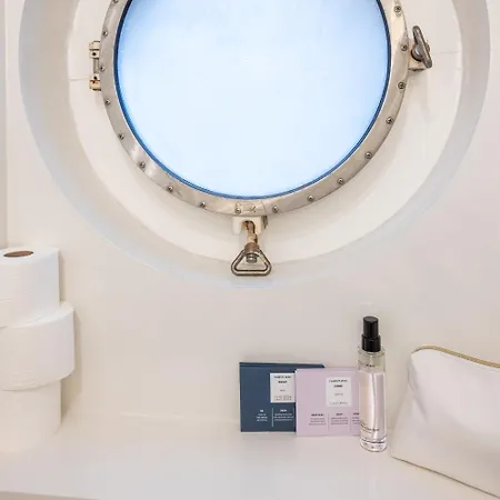 Boat - A Unique Houseboat In Πανσιόν 3*