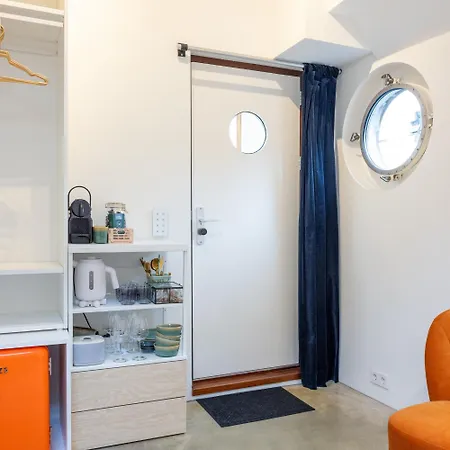 Boat - A Unique Houseboat In Gasthuis